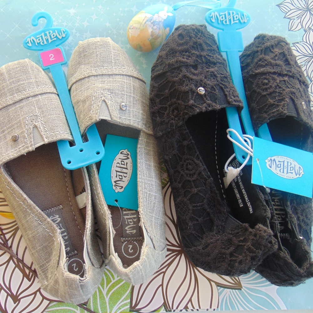 2 Pair of Girls Mad Love "Sommer" Canvas Shoes